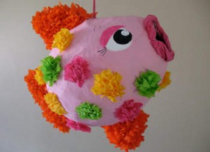 fish-pinata-craft-photo-350x255-aformaro-img_8357_rdax_65