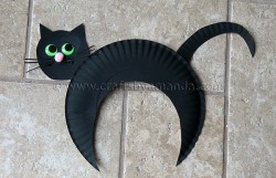 Paper Plate Black Cat