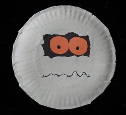 Paper Plate Mummy