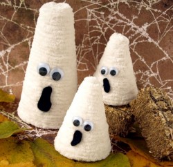 Sweet Yarn Ghosts