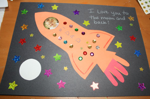 Father’s Day Rocket Card | Fun Family Crafts