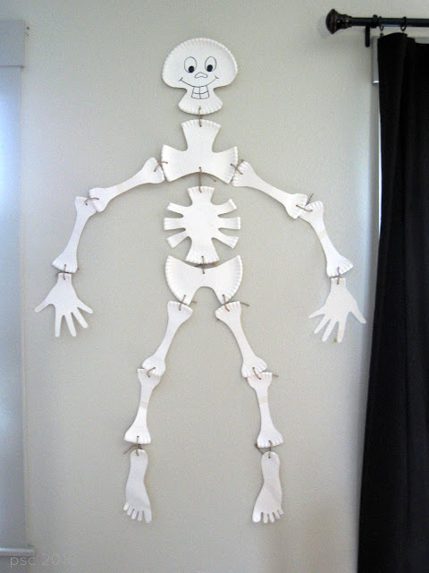 Paper Plate Skeleton | Fun Family Crafts