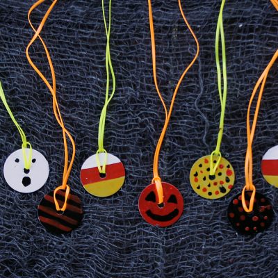 Halloween Washer Necklace | Fun Family Crafts