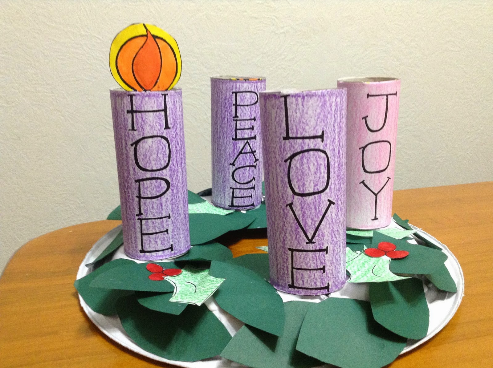 Printable Advent Wreath | Fun Family Crafts