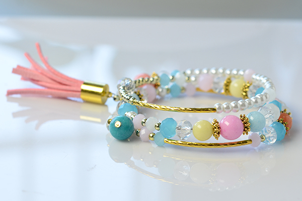 Memory wire beaded bracelet