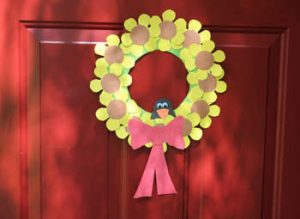 Sunflower Wreath | Fun Family Crafts