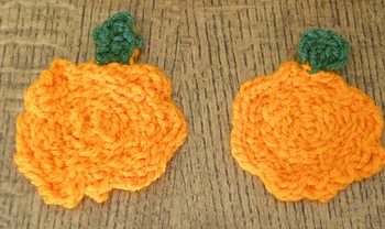 Finger Knit Pumpkins