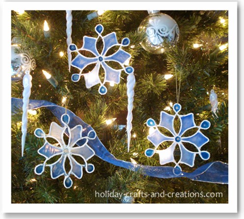 Stained Glue Snowflake Ornaments | Fun Family Crafts