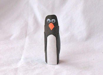 Penguin Finger Puppet