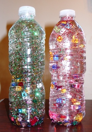 Sensory Bottle | Fun Family Crafts