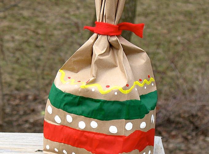 How to make easy paper bag maracas, by Amanda Formaro - featured on Fun Family Crafts
