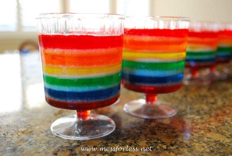 Rainbow Jello | Fun Family Crafts