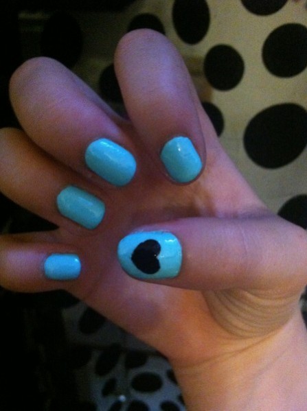 Easy Nail Stencil | Fun Family Crafts