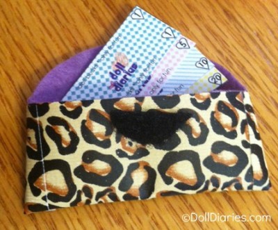 Easy Doll Clutch Wallet and Play Money