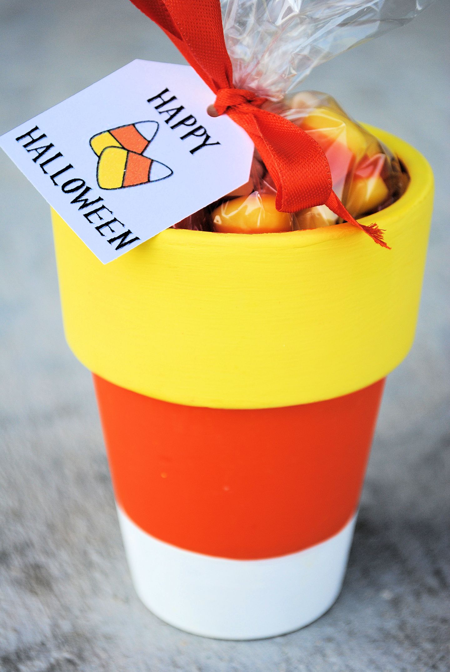 Candy Corn Favors | Fun Family Crafts