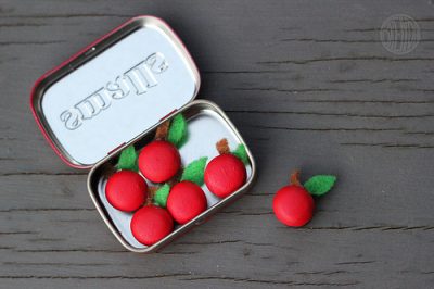 Mini Apple Magnets