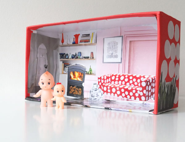 doll house with shoe box