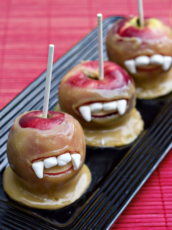 Vampire Caramel Apples | Fun Family Crafts
