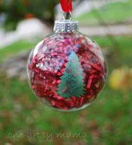 Stenciled Glass Ornaments | Fun Family Crafts