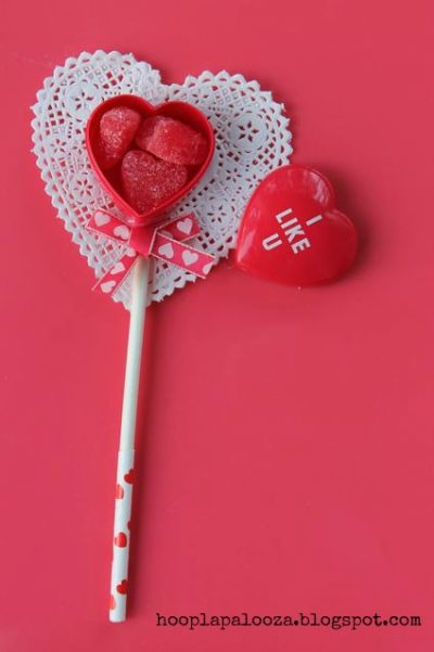 Valentine Heart Container Sticks