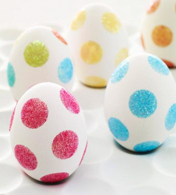 Polka Dot Glitter Eggs | Fun Family Crafts