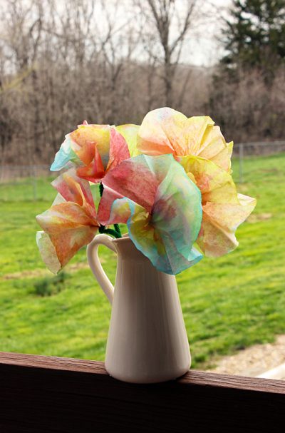 Coffee Filter Flowers | Fun Family Crafts