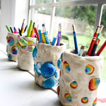Adorable seashell pencil holders made with clay