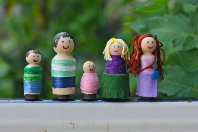Magnetic Wrapped Peg Dolls