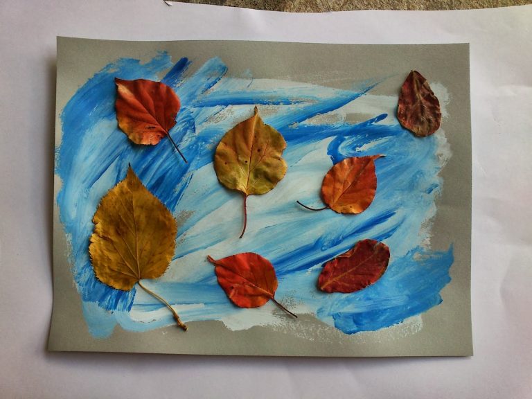 Fall Leaves Collage | Fun Family Crafts