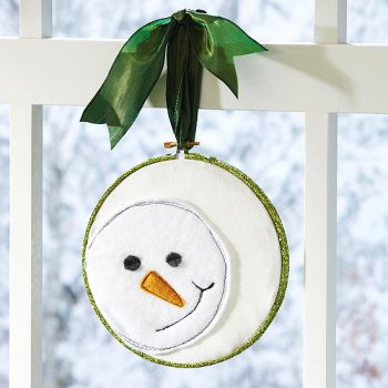 Embroidery Hoop Snowman