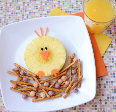 Birdie Kix Snack | Fun Family Crafts