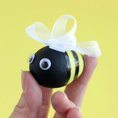 Bee-utiful Easter Eggs