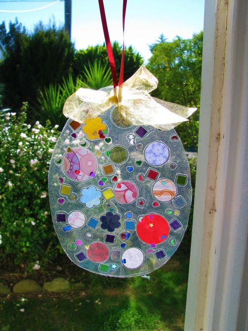 Hanging Easter Art | Fun Family Crafts