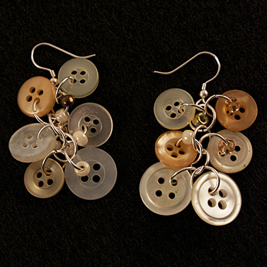 Dangling Antique Button Earrings | Fun Family Crafts