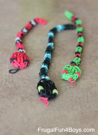 Loom Band Snakes | Fun Family Crafts