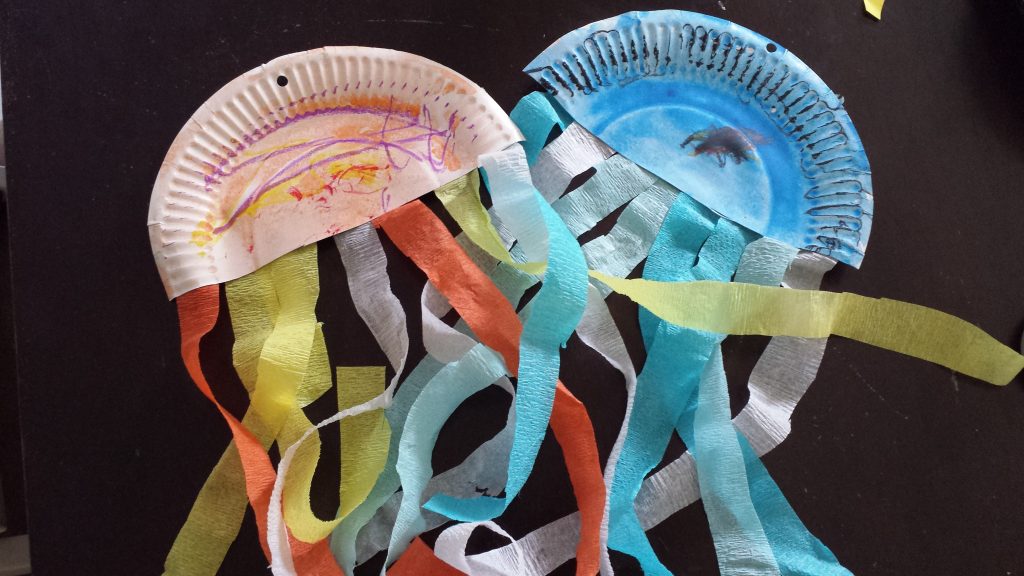 Paper Plate Jellyfish | Fun Family Crafts