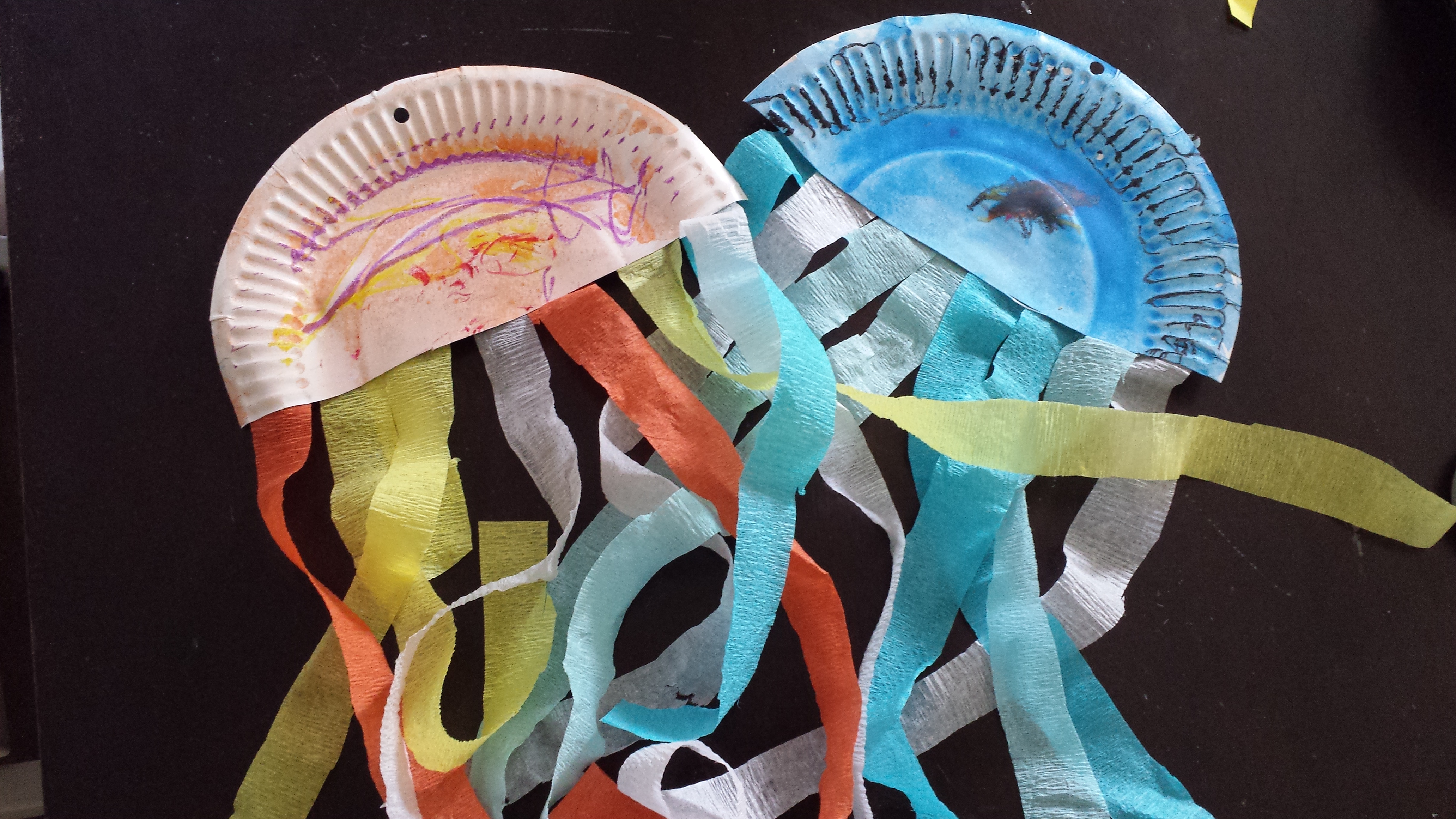 Paper Plate Jellyfish | Fun Family Crafts