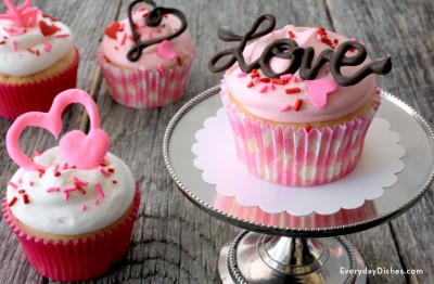 Chocolate Valentine Cupcake Toppers