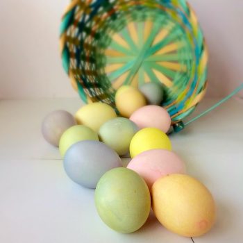 Naturally-Dyed Easter Eggs