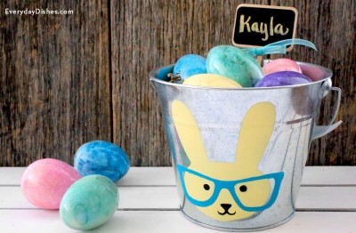 Stenciled Easter Bucket