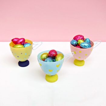 Plastic Egg Tea Cups