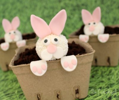 Peeking Bunny Easter Cakes