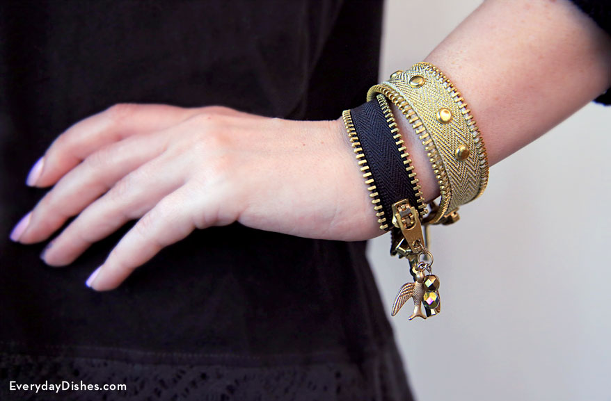 Zipper Bracelet Fun Family Crafts
