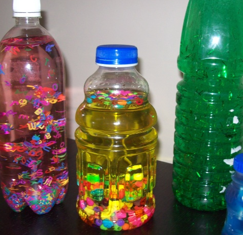 Discovery Bottles | Fun Family Crafts