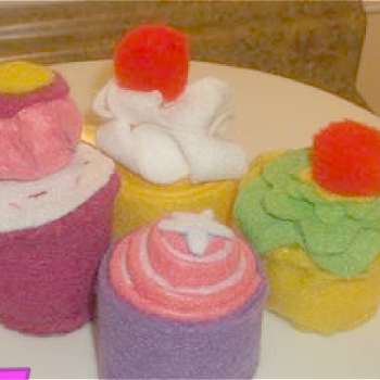 Felt Cupcakes: Four Ways