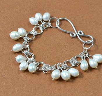 Jump Ring Bracelet with Pearl Dangles