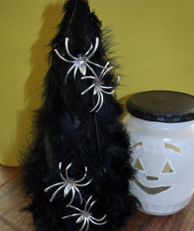 Black Feather Halloween Tree