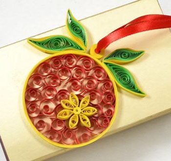 Quilled Christmas Ornament