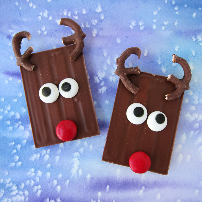 Kit-Kat Candy Bar Rudolph | Fun Family Crafts