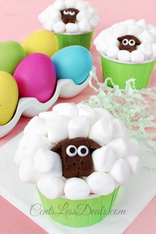 These tasty sheep cupcakes couldn't be cuter! They're a great project for spring.